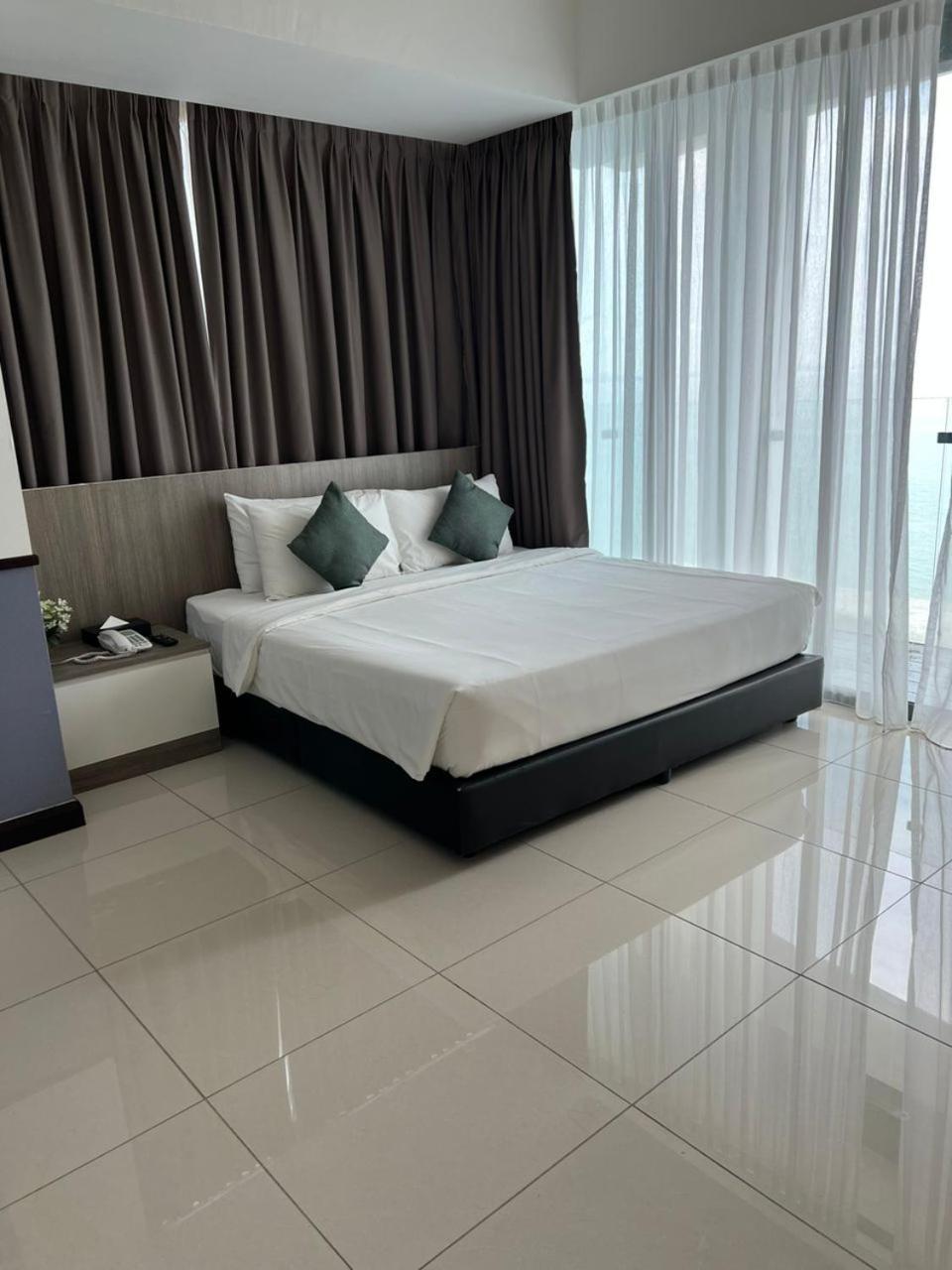 D'Wharf Hotel & Serviced Residence Port Dickson Bagian luar foto