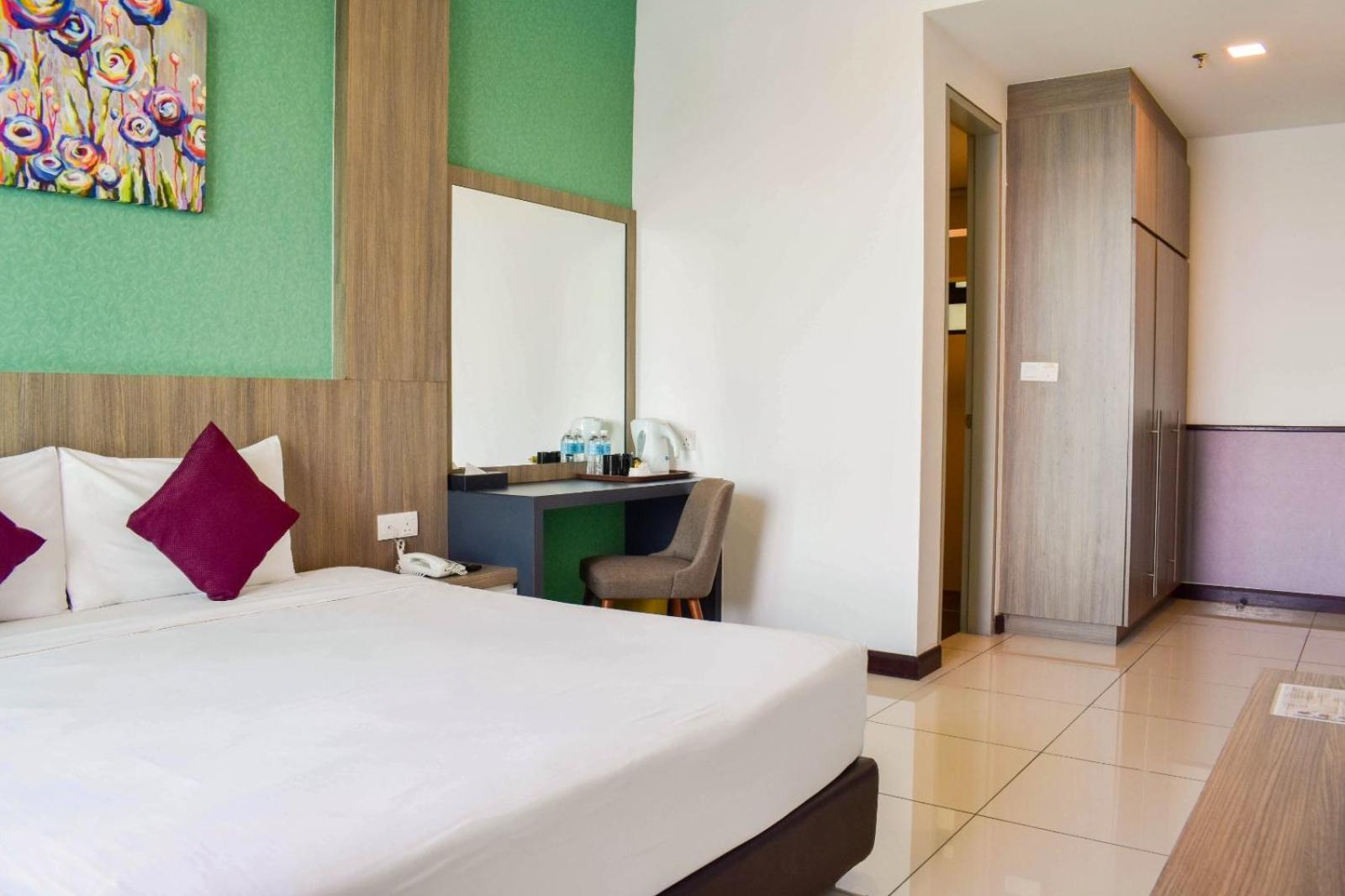 D'Wharf Hotel & Serviced Residence Port Dickson Bagian luar foto